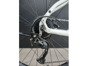 PELLS Thorr Base W White - M