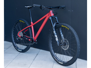 PELLS Root 1 Brick Red - M